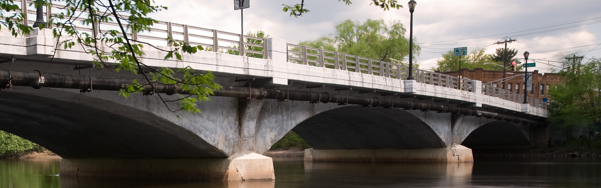 Monroe Street Bridge, 2011